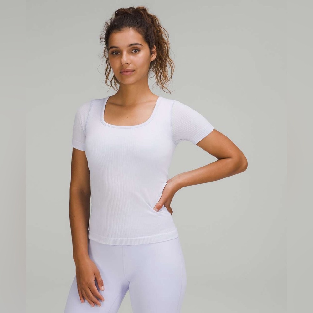 Lululemon Ebb to Street Short Sleeve Shirt Size 2 pastel blue